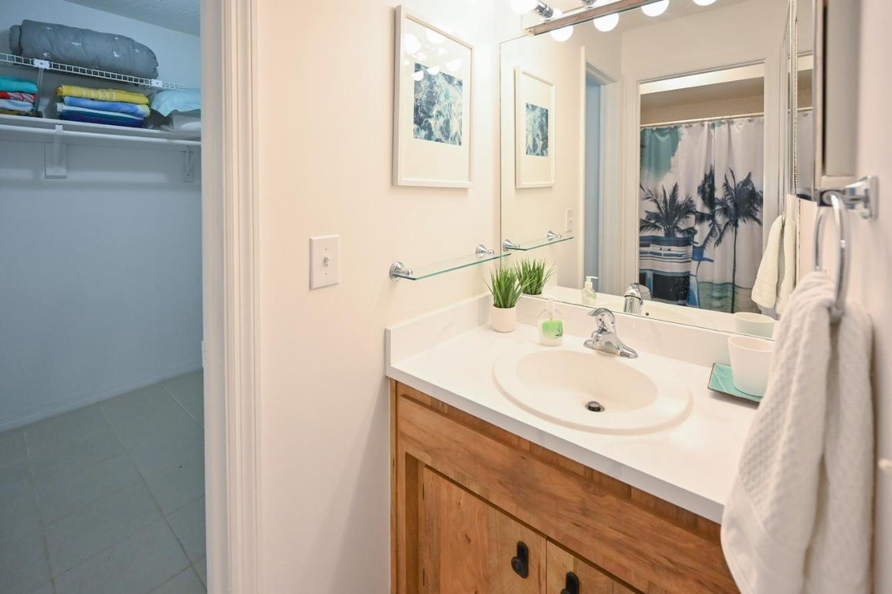 Satellite Beach Townhome With Patios 2 Mi To Beach Buitenkant foto