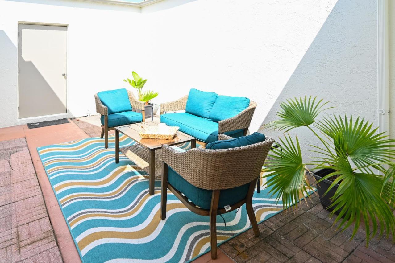 Satellite Beach Townhome With Patios 2 Mi To Beach Buitenkant foto