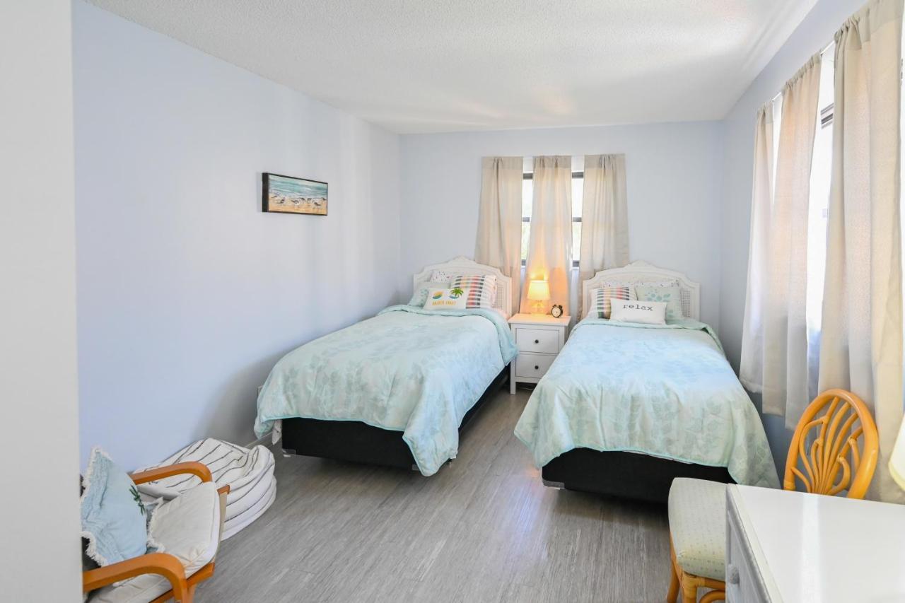 Satellite Beach Townhome With Patios 2 Mi To Beach Buitenkant foto